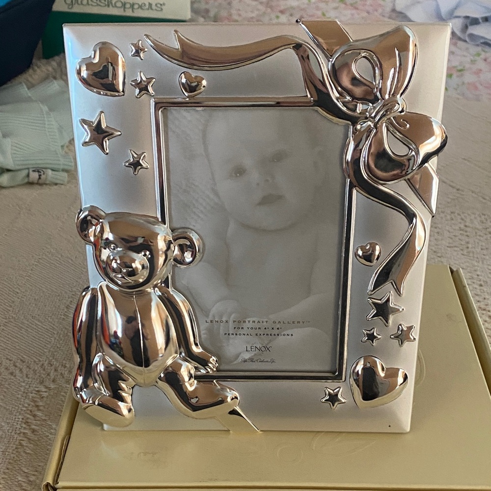 Lenox Silver Heart and Bear Accented Frame